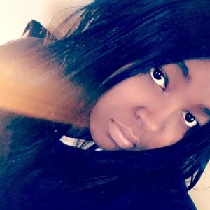 Meet your Posher, Alijah